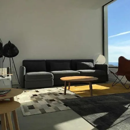 Espectacular Con Interior De Ensueno Girona