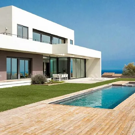 Villa Espectacular Con Interior De Ensueno *