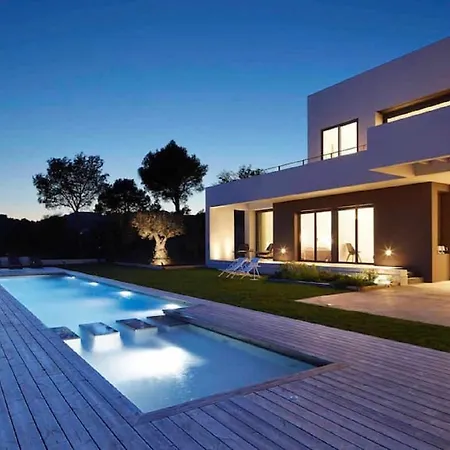 Espectacular Con Interior De Ensueno Girona